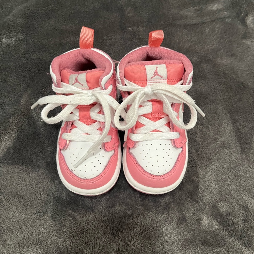 Nike Air Jordanian 1s- “Valentines Day”